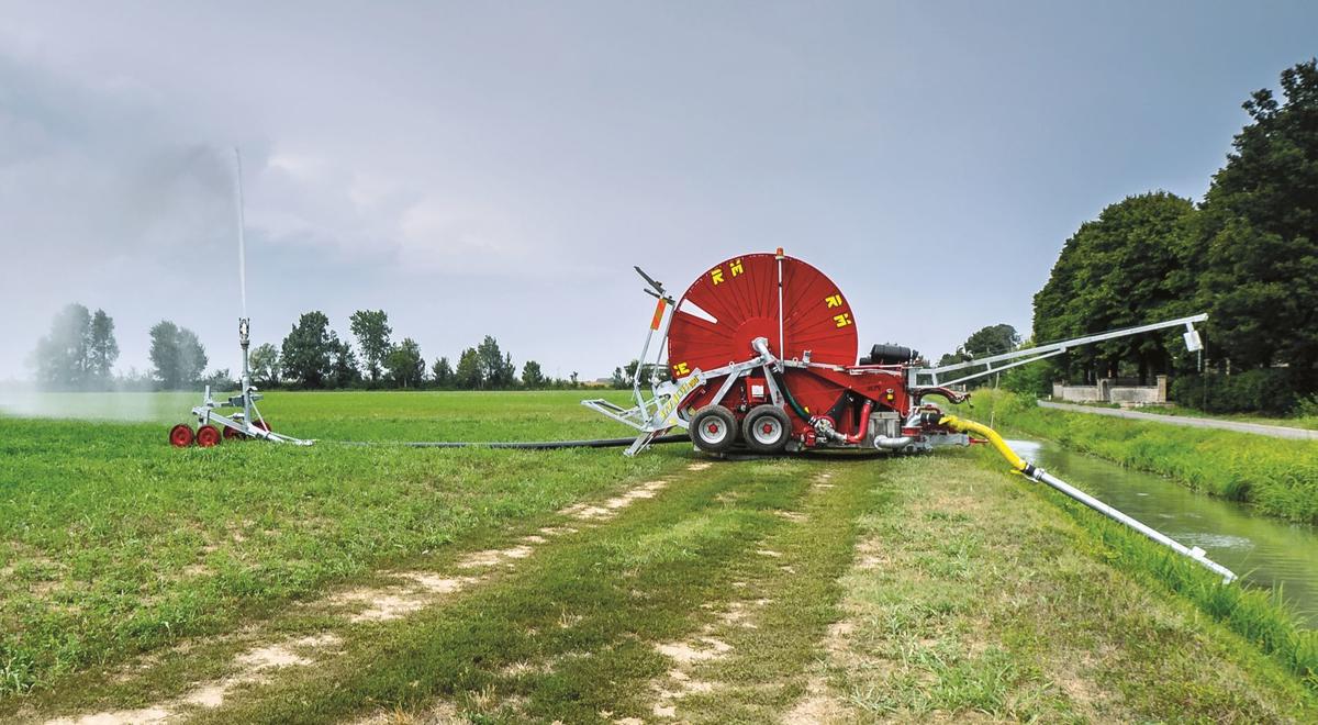 Hose-reel sprinklers, advanced technology for the water resource