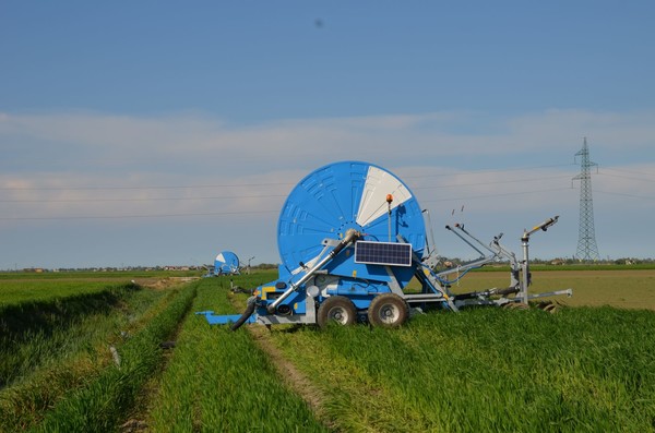 Hose-reel sprinklers, advanced technology for the water resource