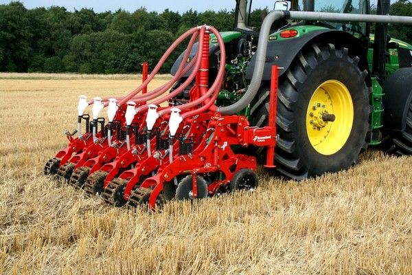 Strip-Tillage: the agronomical benefits of a new tillage technique